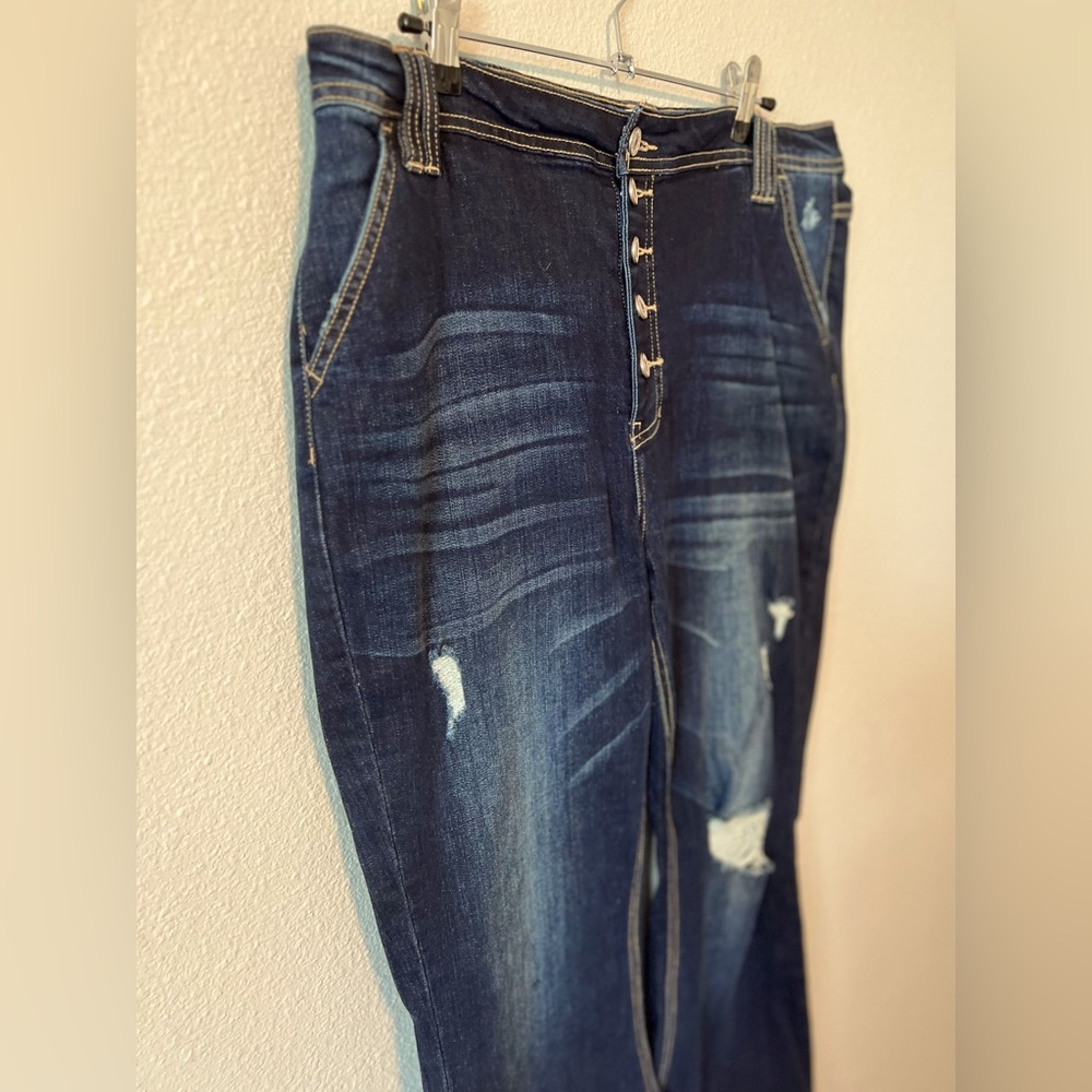 KanCan distressed bell bottom button fly jeans XL